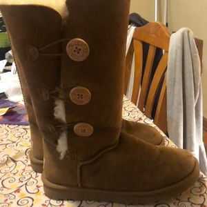 Women’s UGGS size 8.